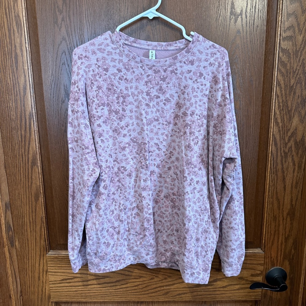 Athleta‎ Leopard Print Long Sleeve Sweatshirt Women's Size M Pink Mauve